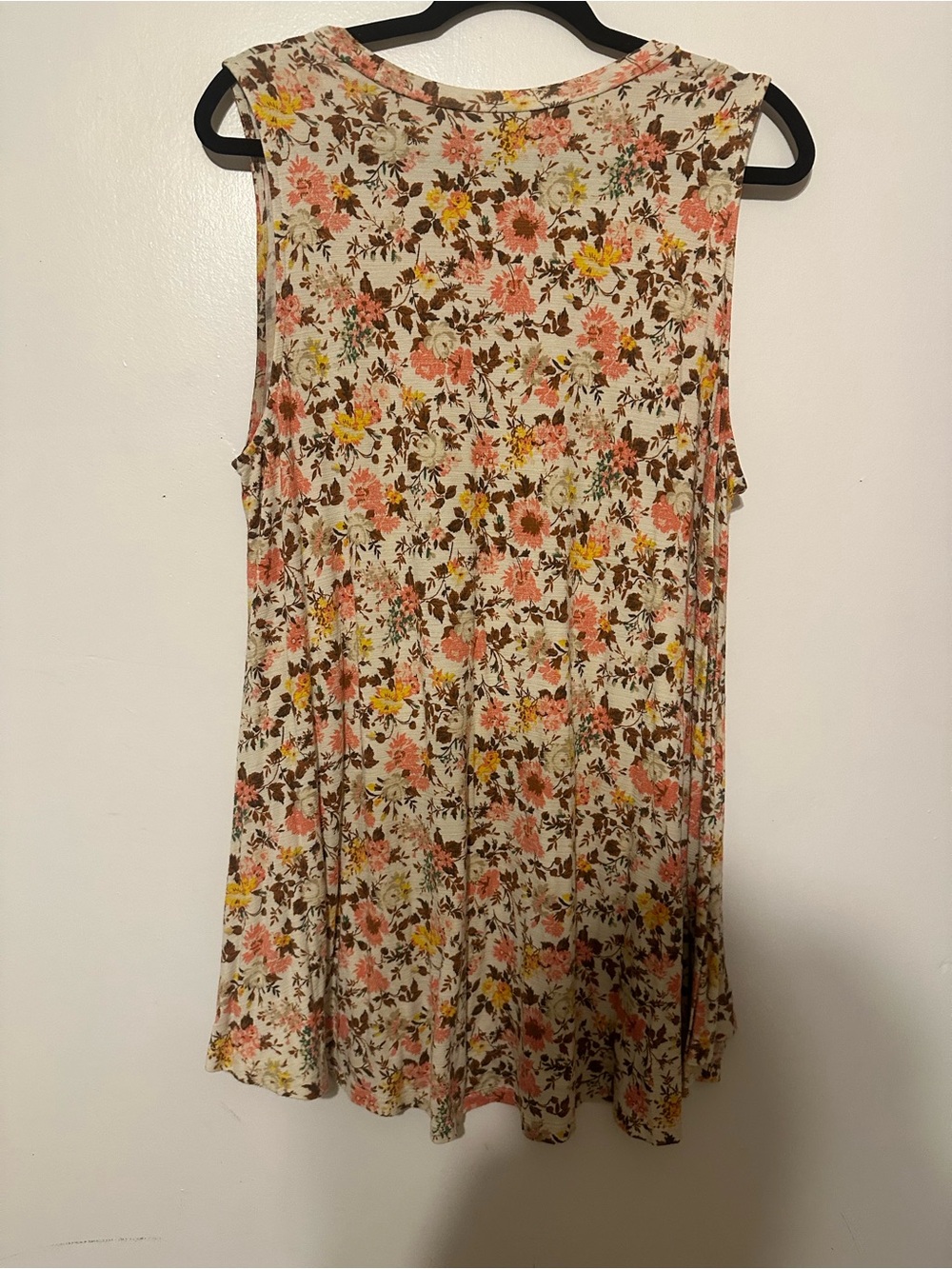 Lane Bryant Sleeveless Top - Picture 2 of 3